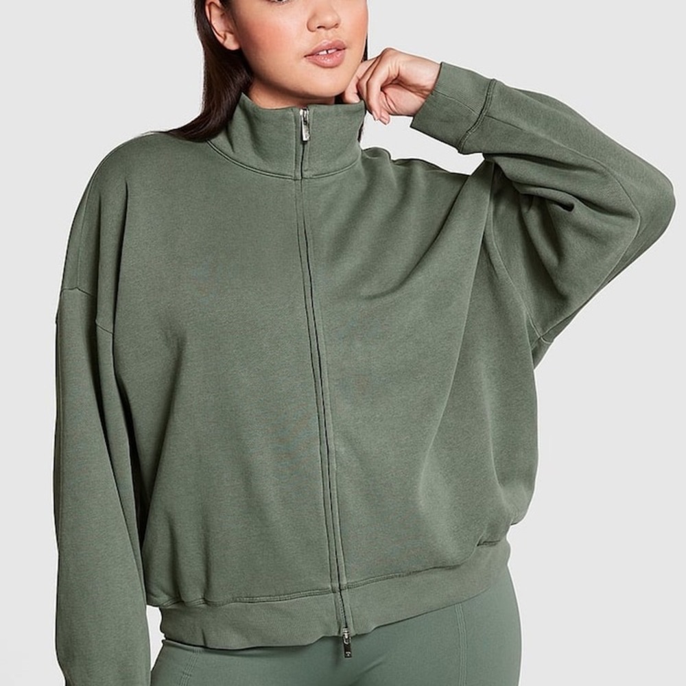 Victoria’s Secret PINK two piece matching fleece set